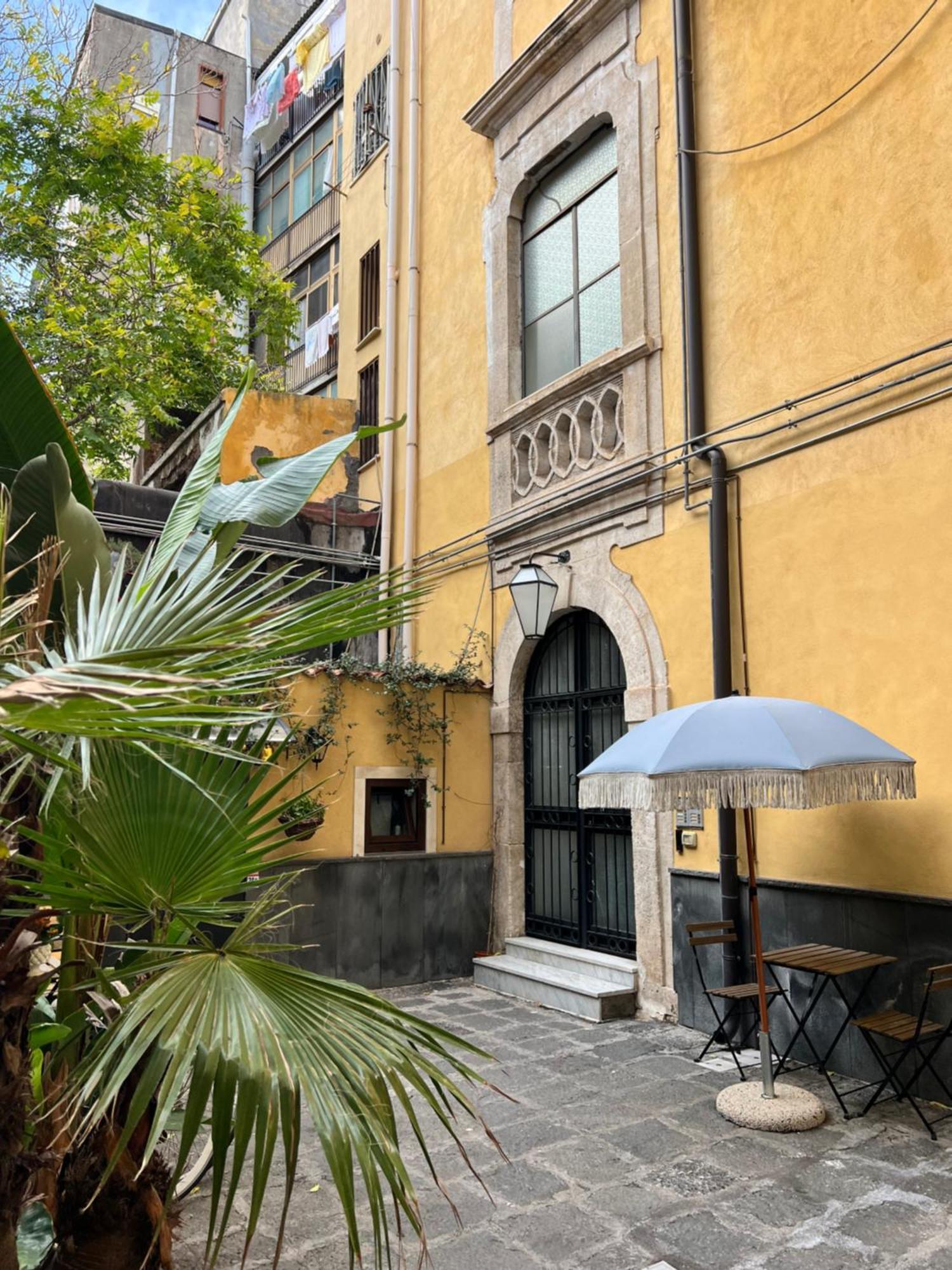 Palazzo Kolombo Villa Catania Exterior photo